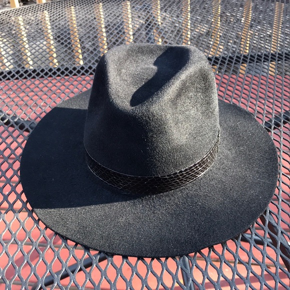 Gladys Tamez Millinery Size small handmade hat 🎩 - Picture 6 of 8